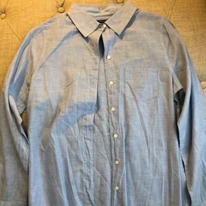 Gap Women's Fitted Boyfriend Shirt